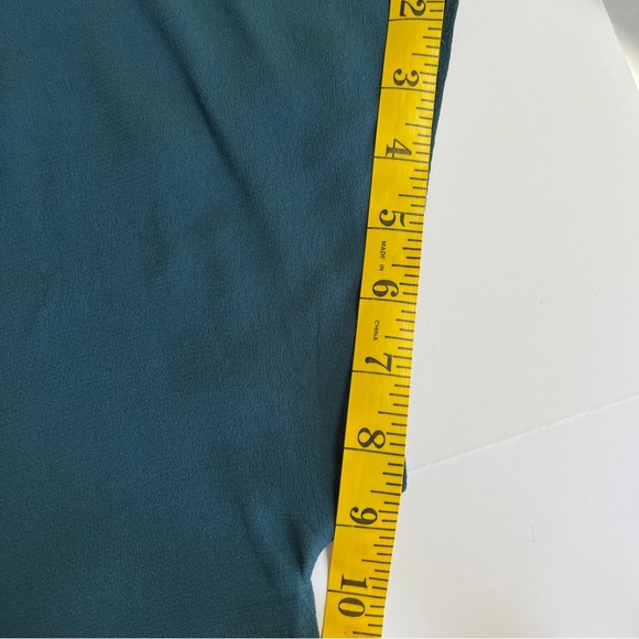 Aritzia WILFRED FREE⎮The Tie-Front Blouse⎮cropped button front⎮dark teal blue⎮S - Picture 12 of 16